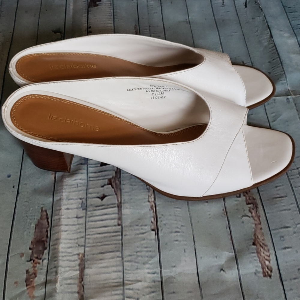 White Liz Claiborne low heel Shoes.